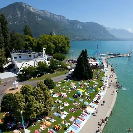 Entre Lac Et Montagne Annecy Esterno foto