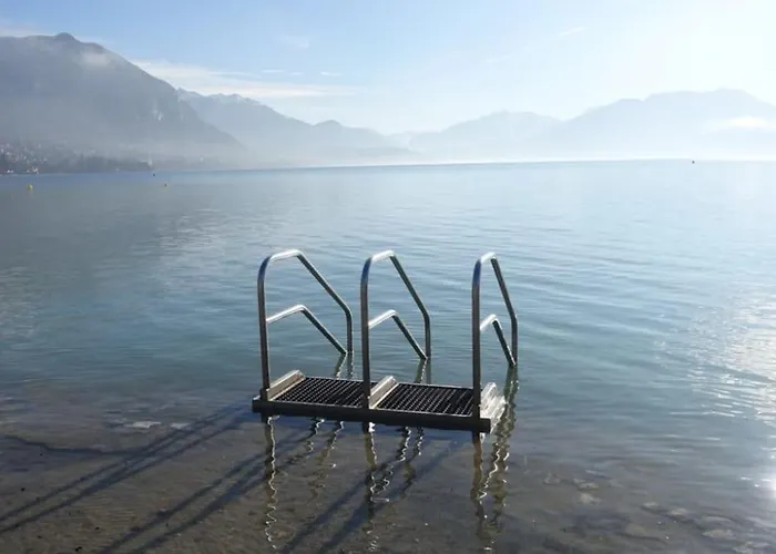 Entre Lac Et Montagne